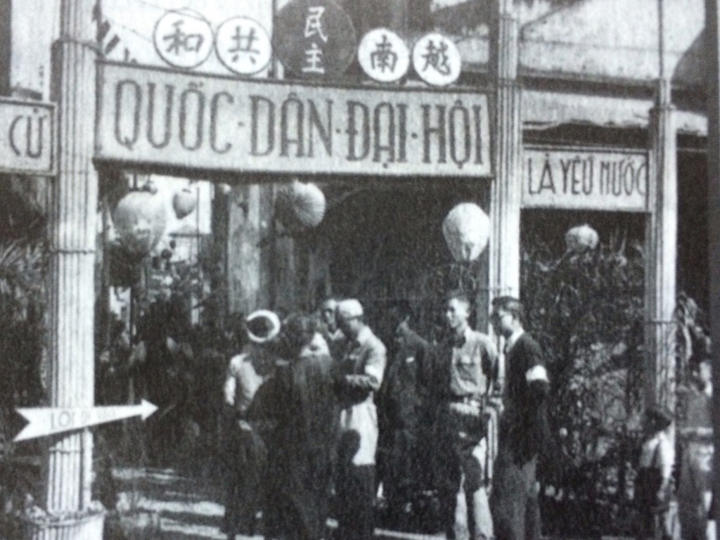Không khí chuẩn bị bầu cử Quốc hội khóa I (1946) – Nguyễn Sơn Hà là đại biểu Quốc hội đầu tiên. Nguồn: Wikimedia Commons.