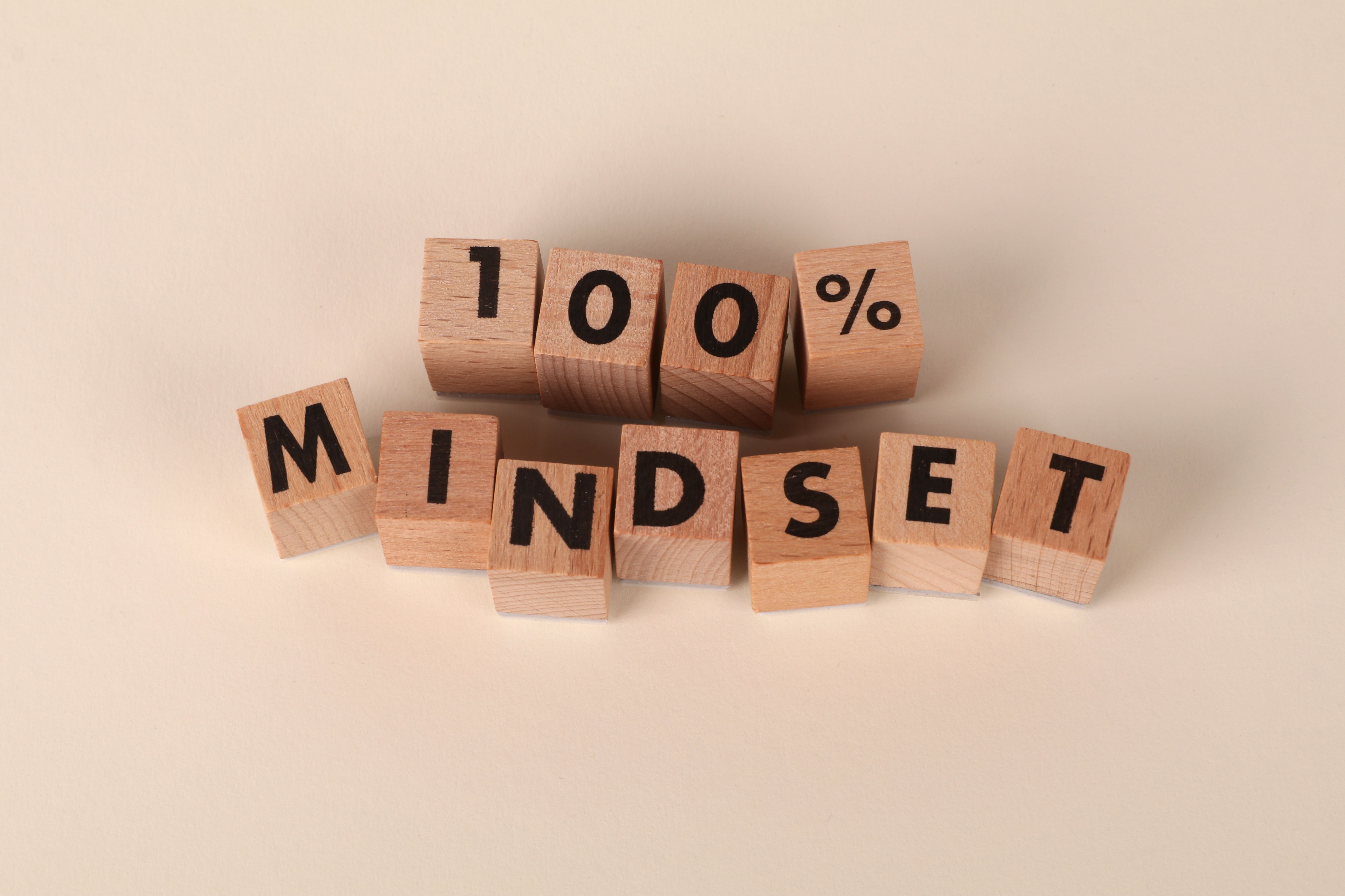 Tư Duy Tăng Trưởng (Growth Mindset): Chìa Khóa Vượt Giới Hạn